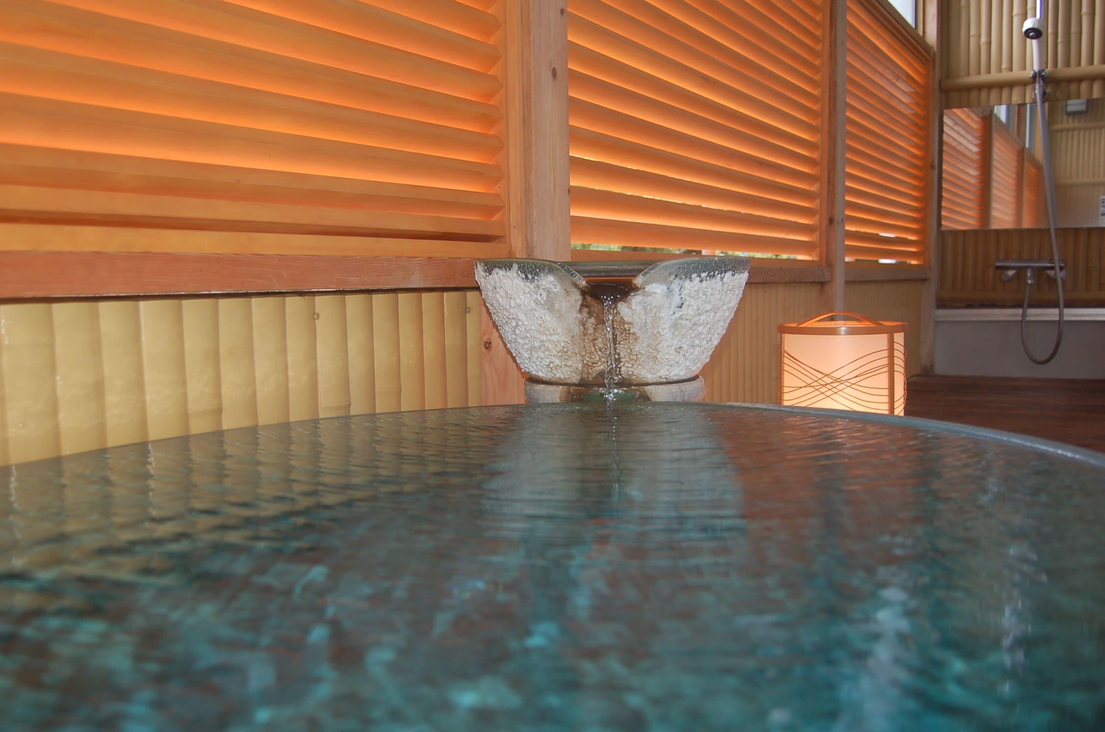 半露天風呂付客室（洋室）